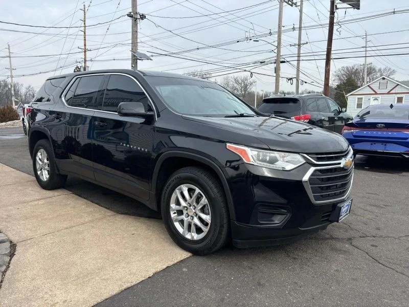 2019 Chevrolet Traverse - Image 8 of 12