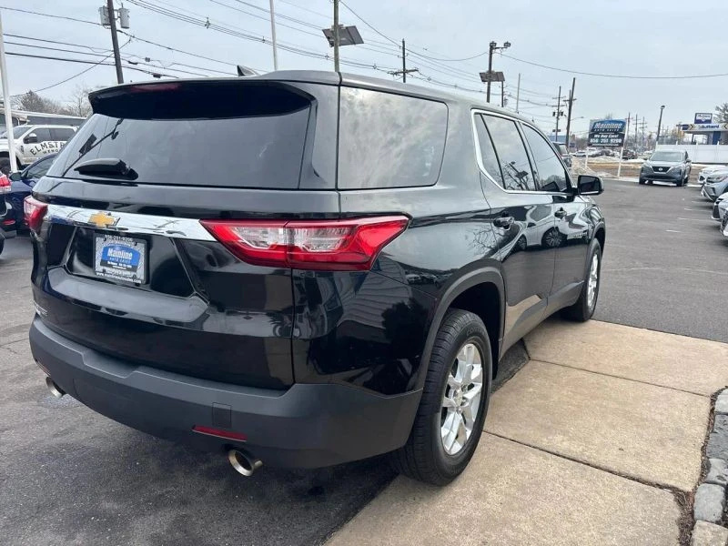 2019 Chevrolet Traverse - Image 7 of 12