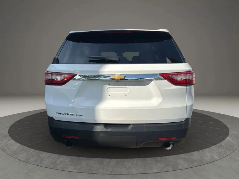 2019 Chevrolet Traverse - Image 6 of 12