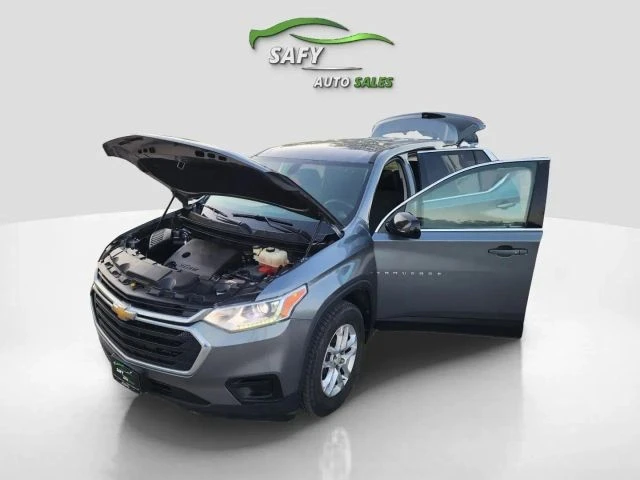 2019 Chevrolet Traverse - Image 2 of 21