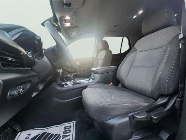 2019 Chevrolet Traverse - Image 18 of 21