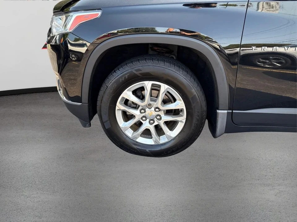 2019 Chevrolet Traverse - Image 11 of 12