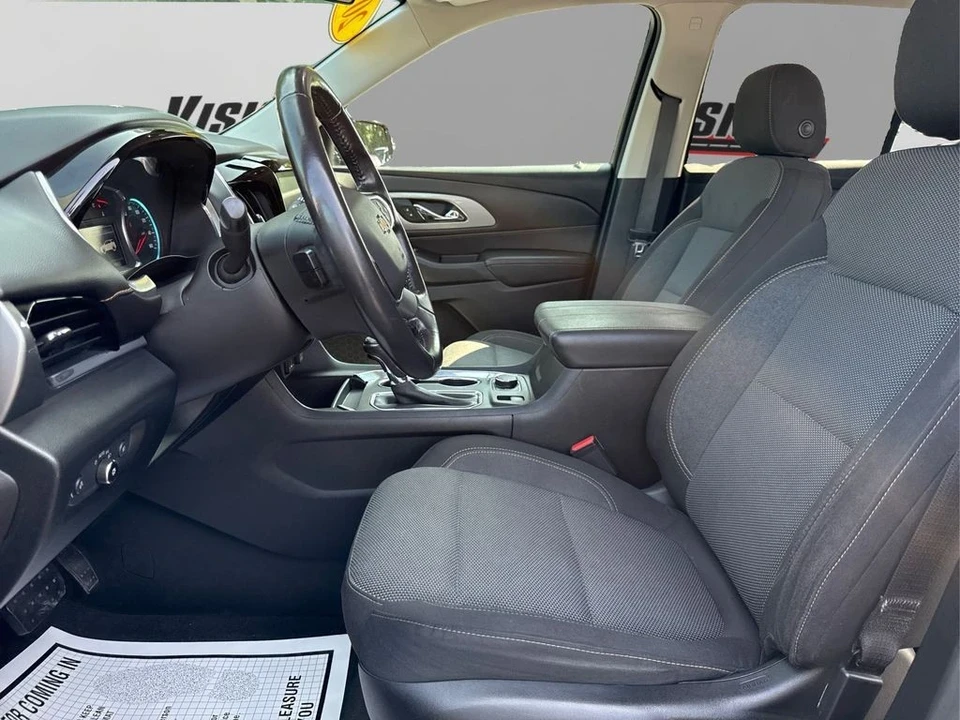 2019 Chevrolet Traverse - Image 9 of 12