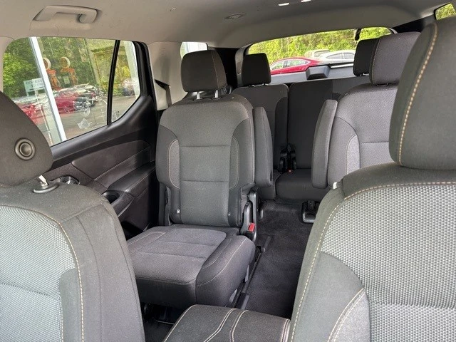 2019 Chevrolet Traverse - Image 13 of 21
