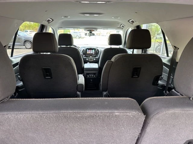 2019 Chevrolet Traverse - Image 9 of 21