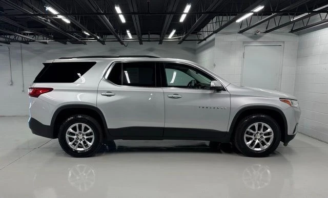 2019 Chevrolet Traverse - Image 8 of 21