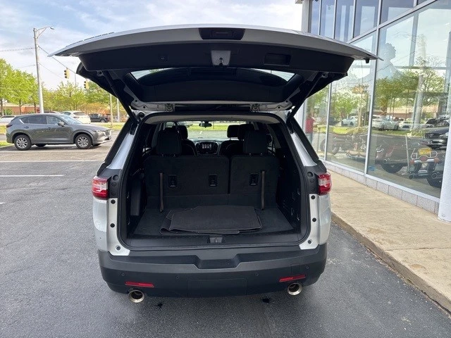 2019 Chevrolet Traverse - Image 11 of 21