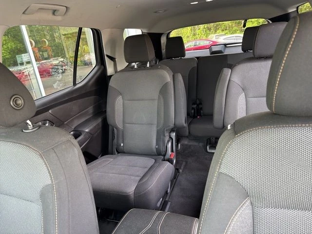 2019 Chevrolet Traverse - Image 13 of 21
