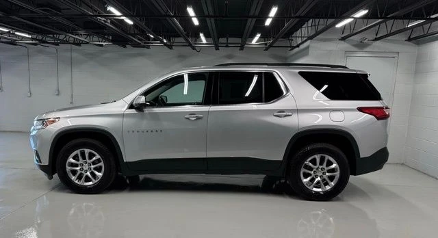 2019 Chevrolet Traverse - Image 2 of 21