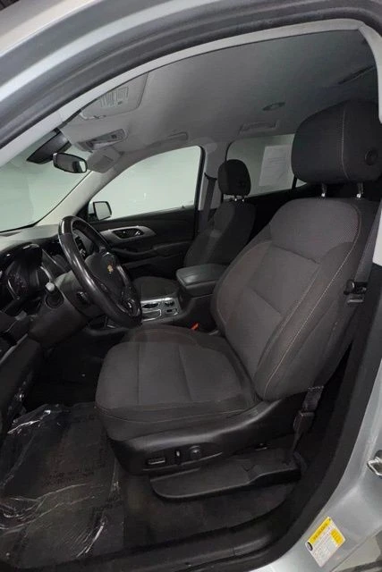 2019 Chevrolet Traverse - Image 17 of 21