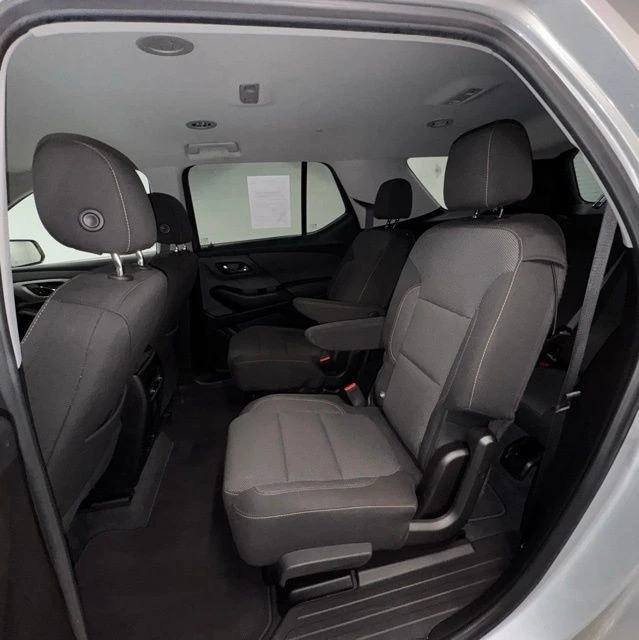 2019 Chevrolet Traverse - Image 13 of 21