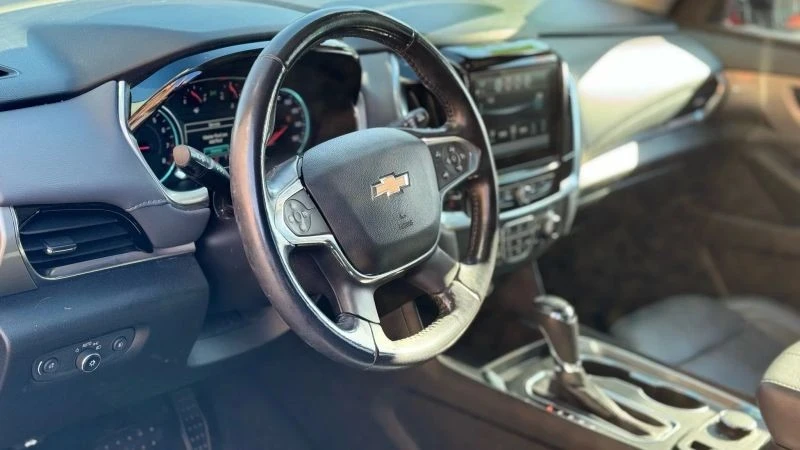 2019 Chevrolet Traverse - Image 10 of 12