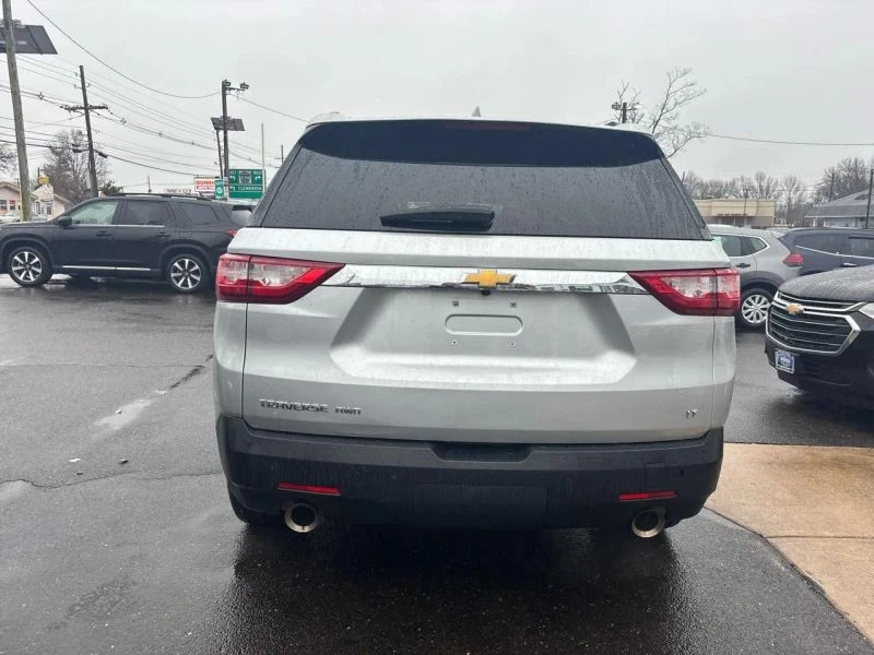 2019 Chevrolet Traverse - Image 7 of 12