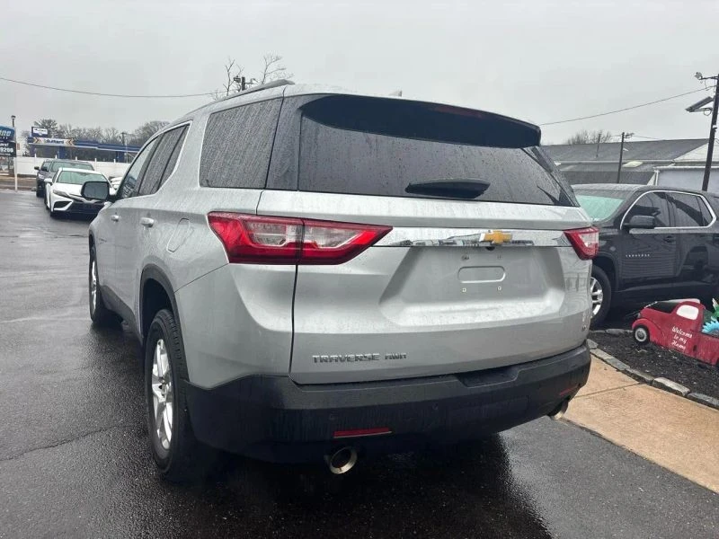 2019 Chevrolet Traverse - Image 6 of 12