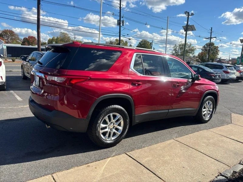 2019 Chevrolet Traverse - Image 7 of 12