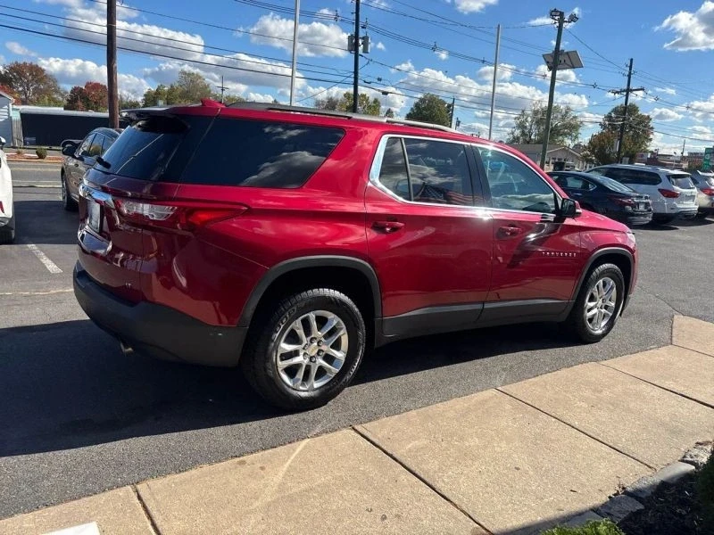 2019 Chevrolet Traverse - Image 8 of 12