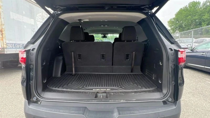 2019 Chevrolet Traverse - Image 10 of 12