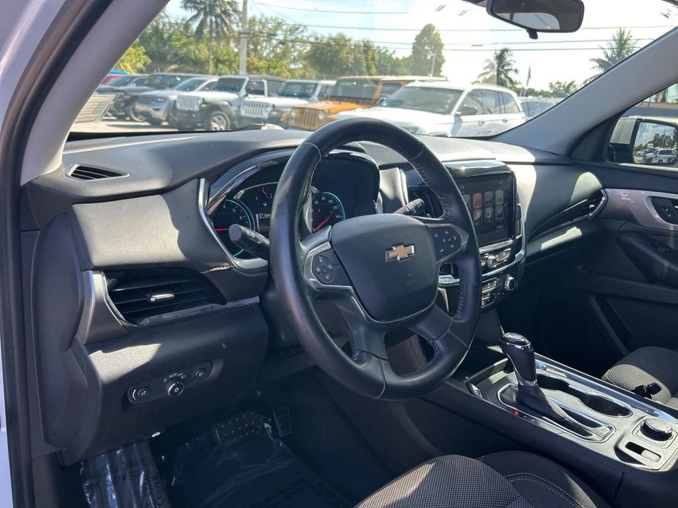 2019 Chevrolet Traverse - Image 11 of 12