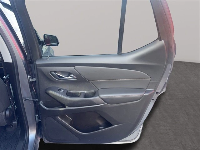 2019 Chevrolet Traverse - Image 18 of 21