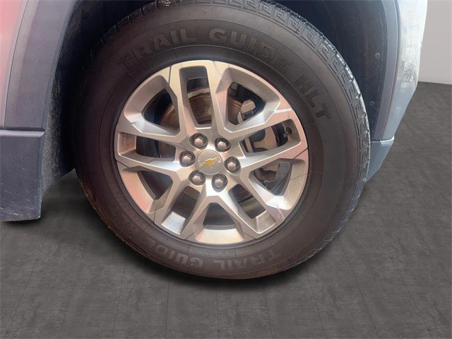 2019 Chevrolet Traverse - Image 10 of 12