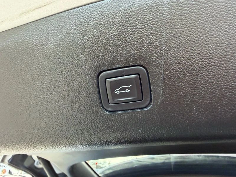 2019 Chevrolet Traverse - Image 6 of 12