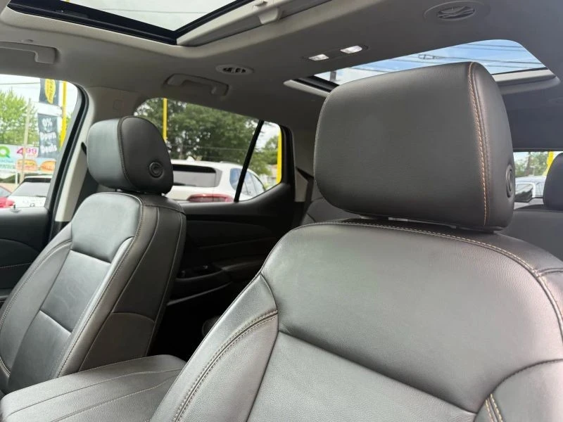 2019 Chevrolet Traverse - Image 10 of 12