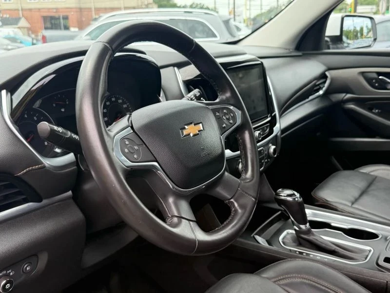 2019 Chevrolet Traverse - Image 9 of 12