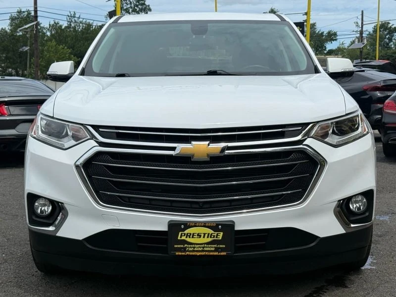 2019 Chevrolet Traverse - Image 2 of 12
