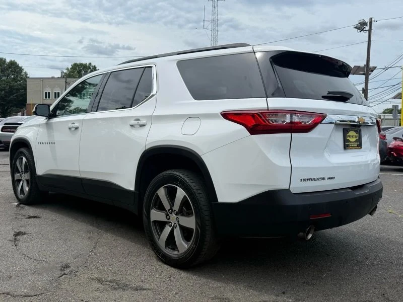 2019 Chevrolet Traverse - Image 4 of 12