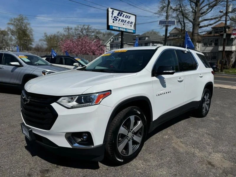 2019 Chevrolet Traverse - Image 5 of 12