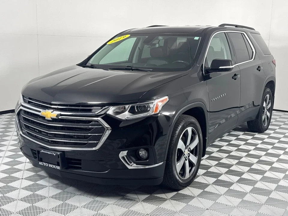2019 Chevrolet Traverse - Image 10 of 12