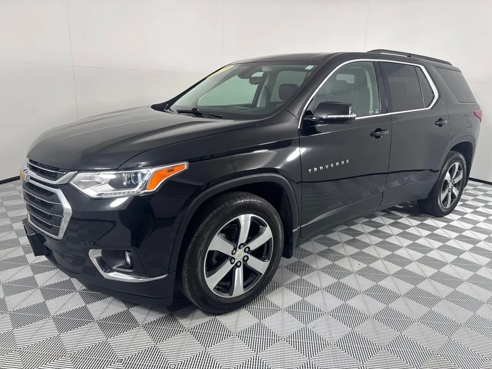 2019 Chevrolet Traverse - Image 9 of 12
