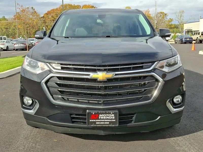 2019 Chevrolet Traverse - Image 2 of 12