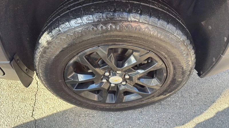 2019 Chevrolet Traverse - Image 9 of 12