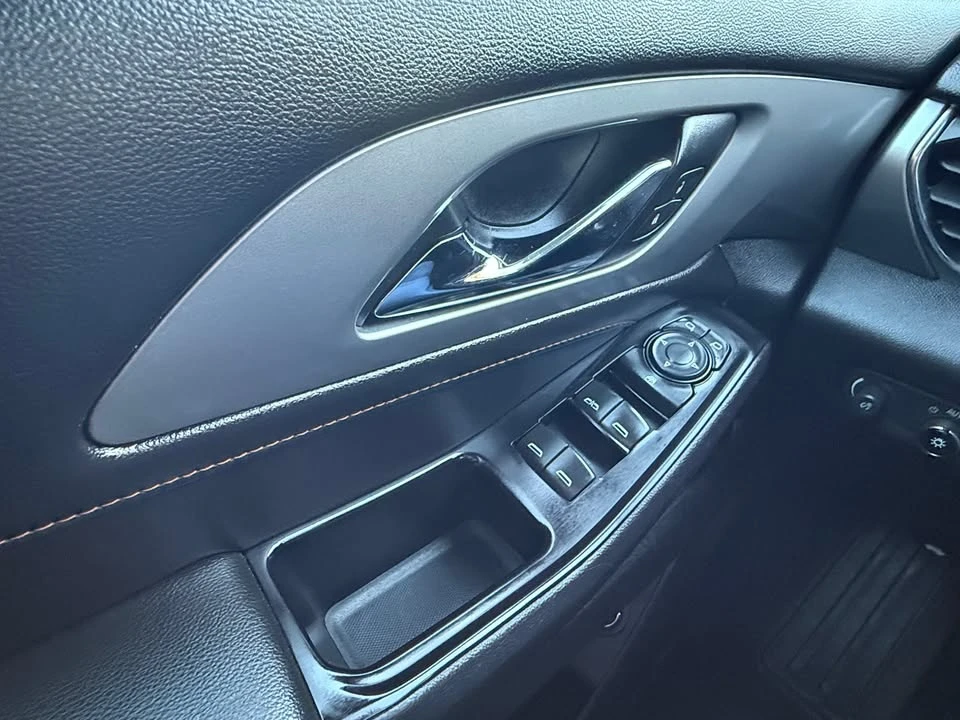 2019 Chevrolet Traverse - Image 12 of 20