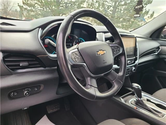 2019 Chevrolet Traverse - Image 9 of 21