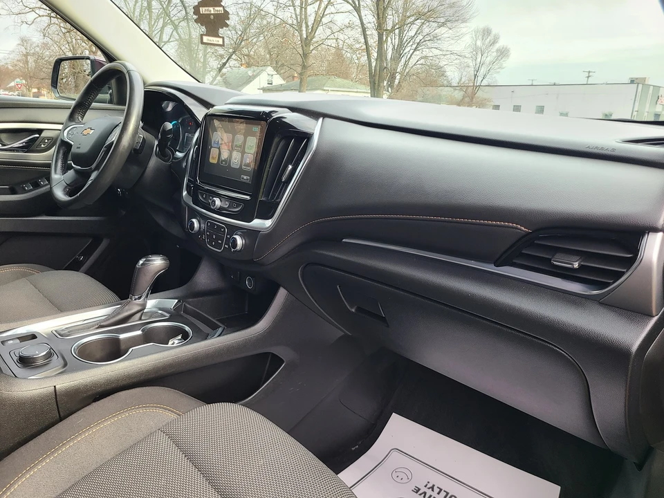 2019 Chevrolet Traverse - Image 18 of 21