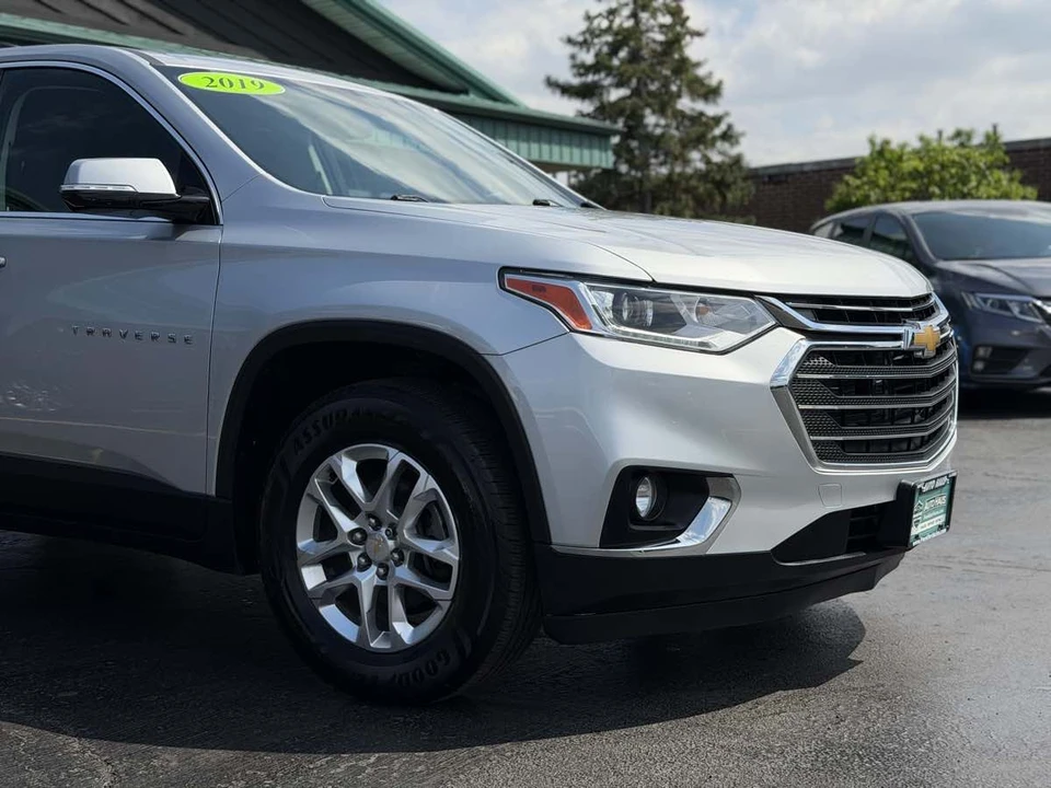 2019 Chevrolet Traverse - Image 10 of 12