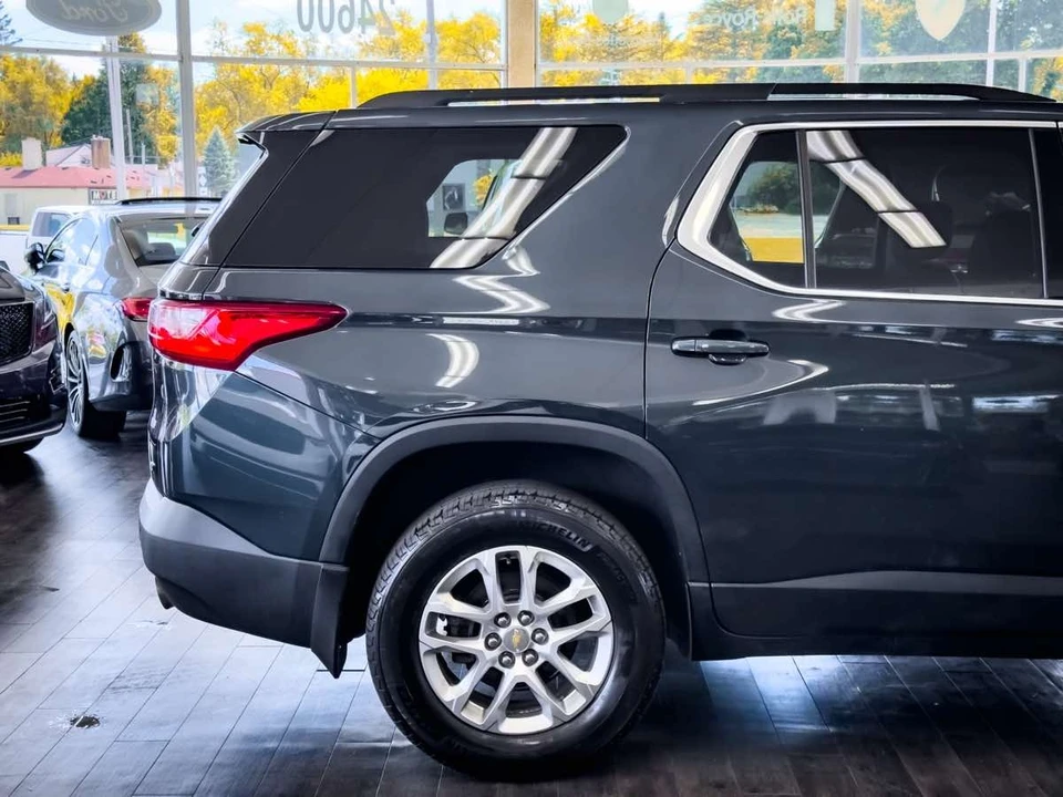 2019 Chevrolet Traverse - Image 16 of 21