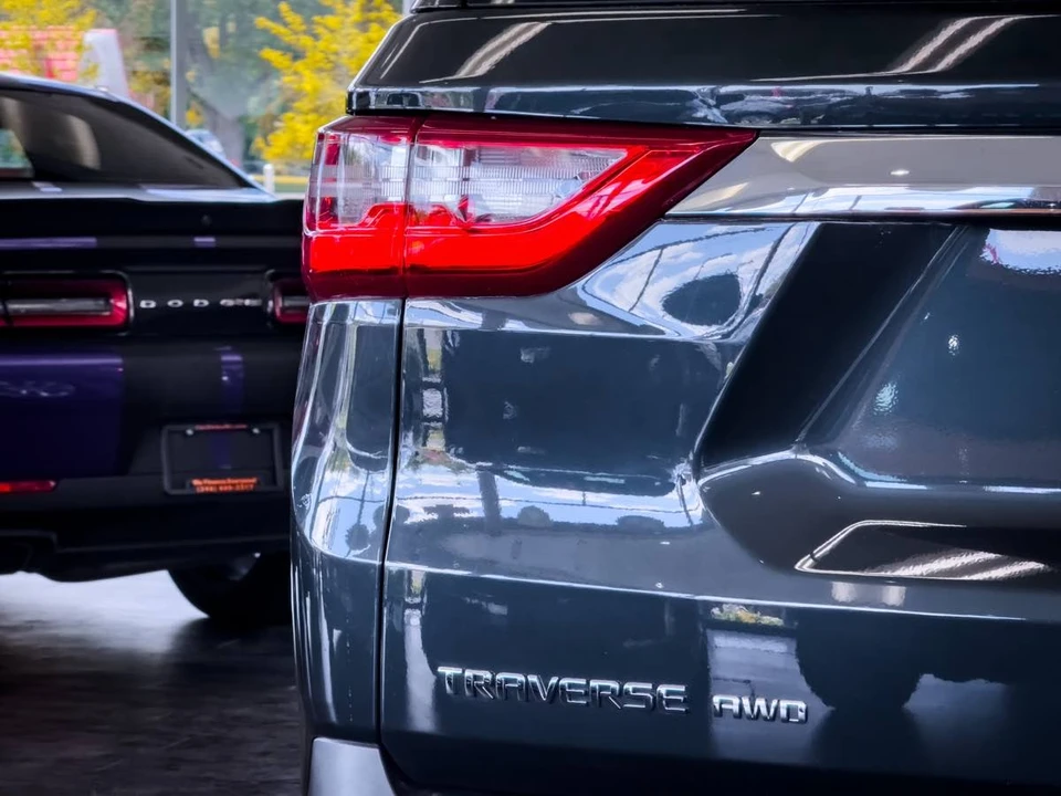 2019 Chevrolet Traverse - Image 18 of 21