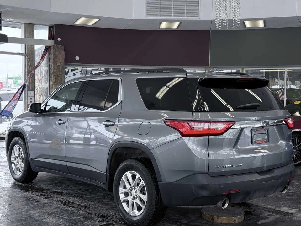 2019 Chevrolet Traverse - Image 10 of 12