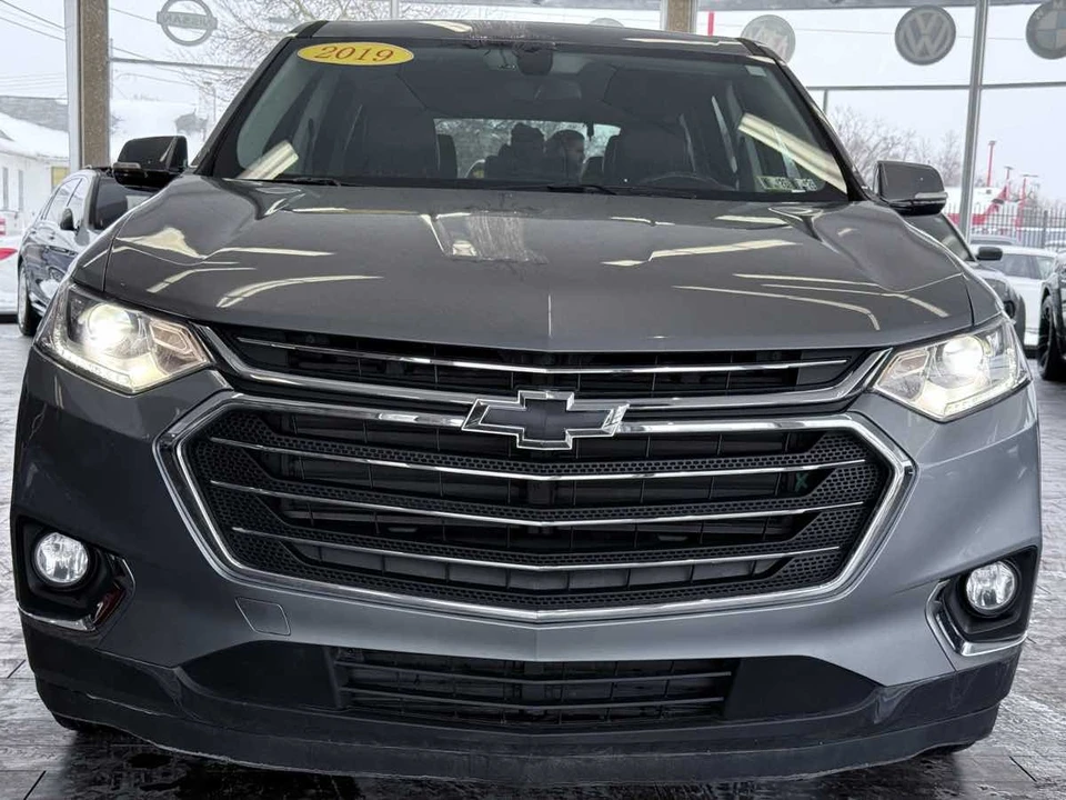 2019 Chevrolet Traverse - Image 4 of 12
