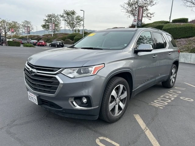 2019 Chevrolet Traverse - Image 2 of 11