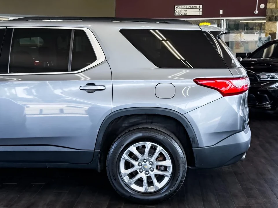 2019 Chevrolet Traverse - Image 11 of 12
