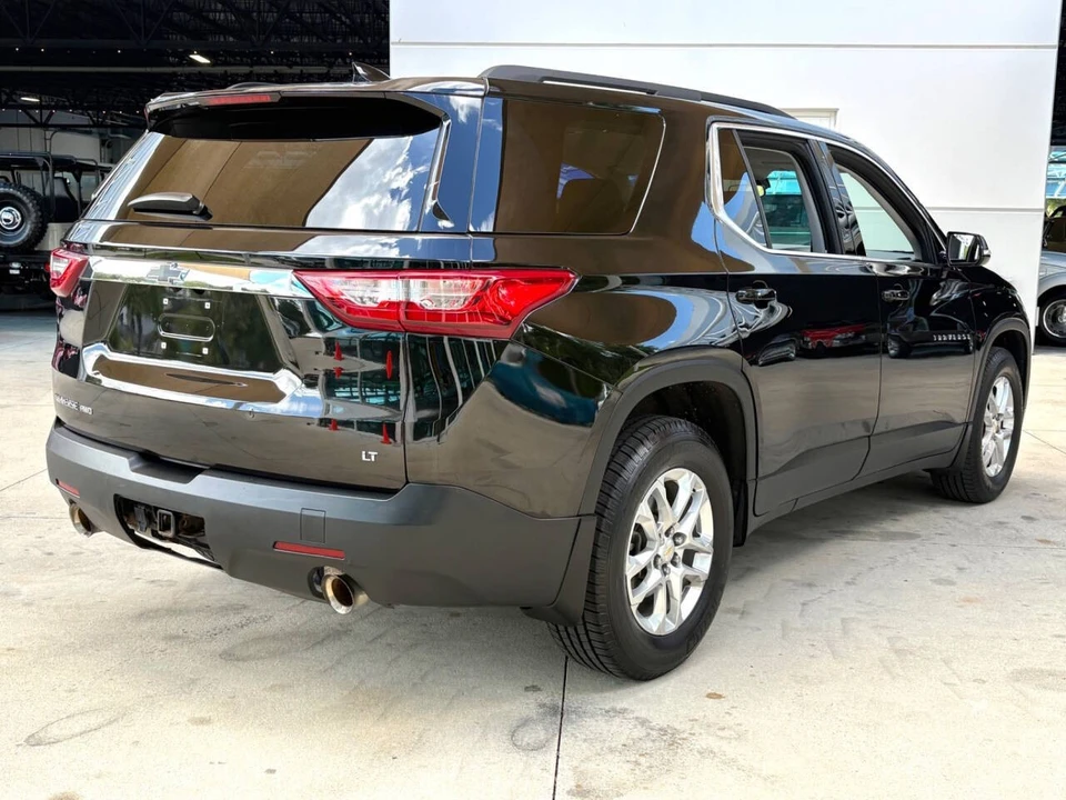 2019 Chevrolet Traverse - Image 6 of 21