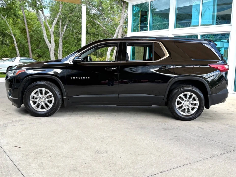 2019 Chevrolet Traverse - Image 10 of 21