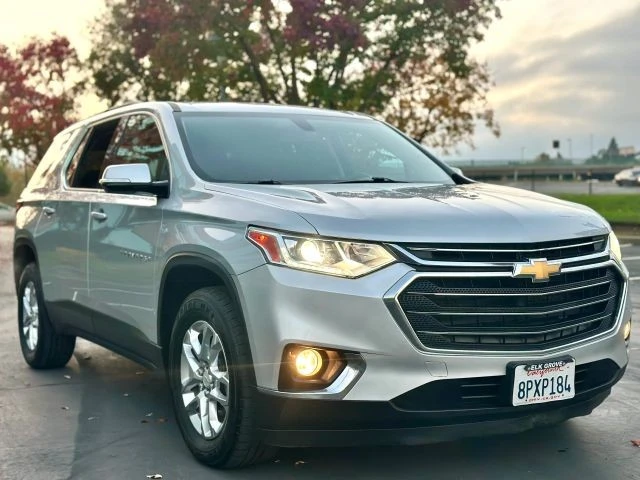 2019 Chevrolet Traverse - Image 2 of 21