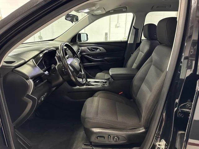 2019 Chevrolet Traverse - Image 9 of 21