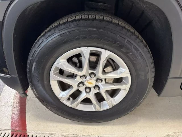 2019 Chevrolet Traverse - Image 13 of 21