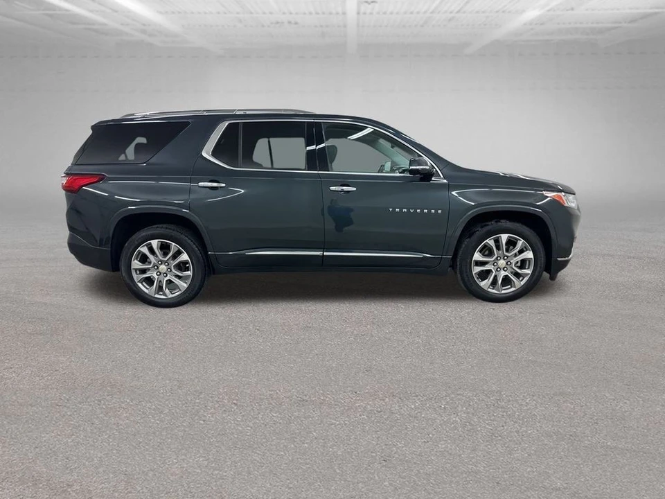 2019 Chevrolet Traverse - Image 14 of 21